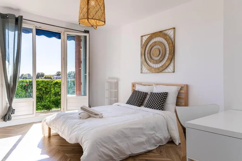 Appartement De Standing Proche Des Remparts 亞維農